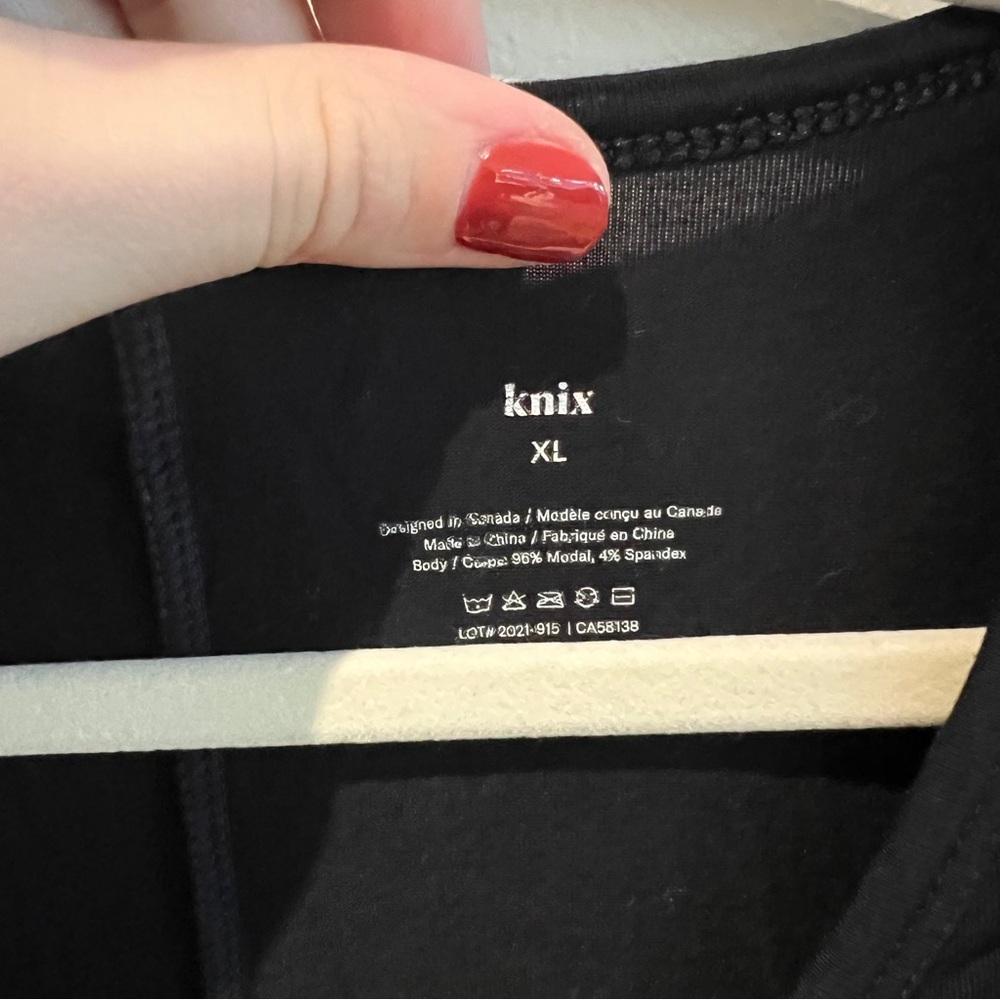 Knix Good to Go Short Sleeve Romper - Picture 3 of 5